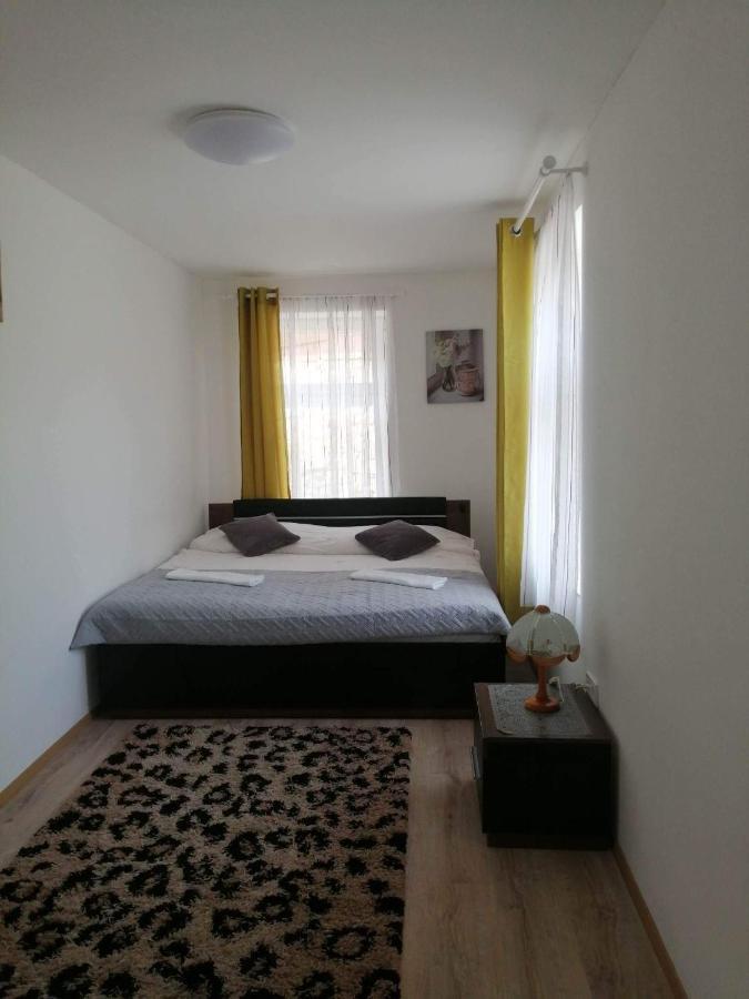 Horvath Apartman Apartamento Keszthely Exterior foto