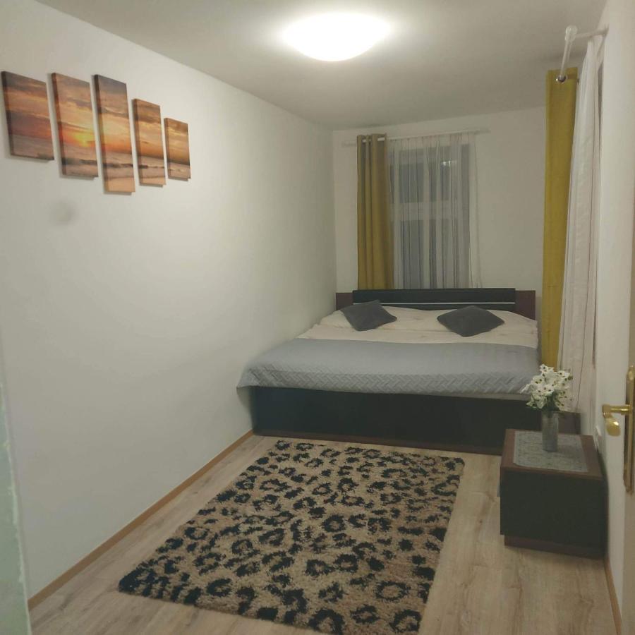 Horvath Apartman Apartamento Keszthely Exterior foto